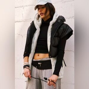 FP Movement Limitless Puffer Poncho Crop Black Vest Cute AF🔥